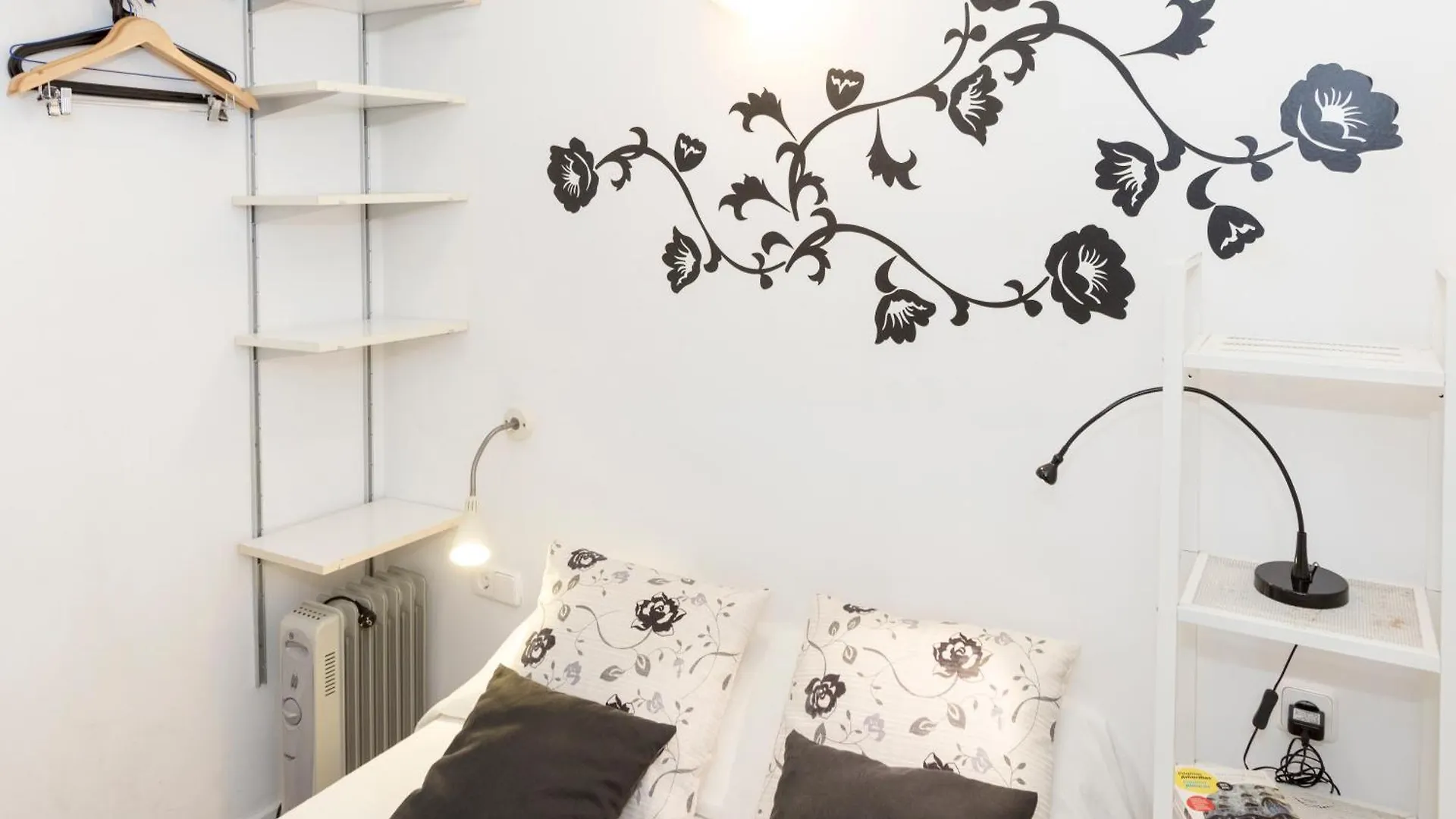 Fira Suites Barcelona 0*,